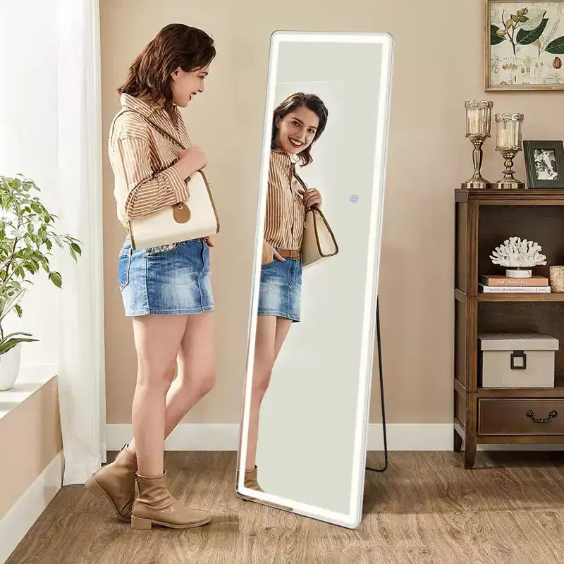 Miroir LED pleine longueur 64x21 pouces avec éclairage 3 couleurs, fixation murale ou autoportant, blanc