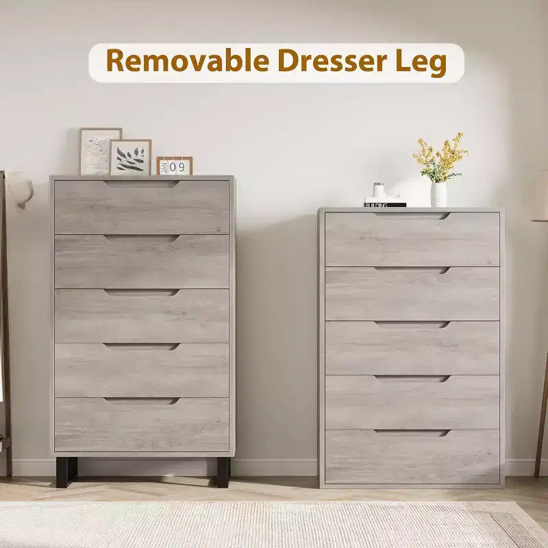 Commode à cinq tiroirs avec pieds métalliques réglables et plateau large