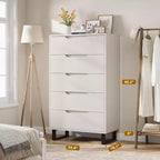 Commode à cinq tiroirs avec pieds métalliques réglables et plateau large