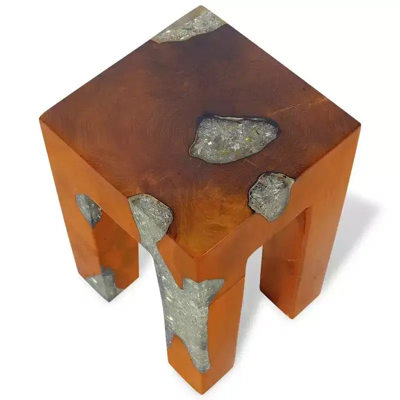 Tabouret multicolore en bois de teck massif et résine
