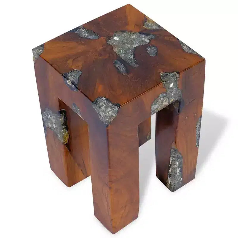 Tabouret multicolore en bois de teck massif et résine